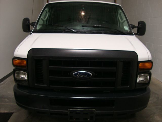 2010 Ford Econoline Awd-turbo