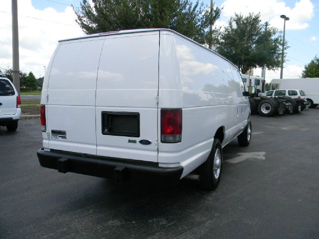 2011 Ford Econoline 2dr I4 Auto EX-L PZEV