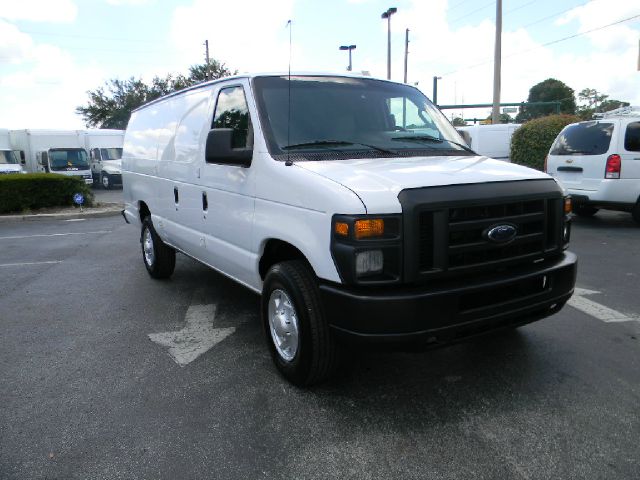 2011 Ford Econoline 2dr I4 Auto EX-L PZEV