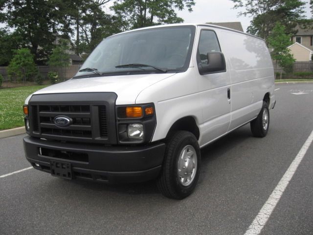 2012 Ford Econoline SE Truck