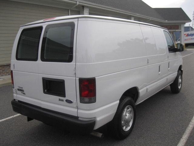 2012 Ford Econoline SE Truck