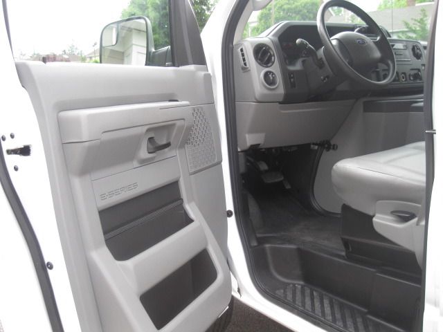 2012 Ford Econoline SE Truck