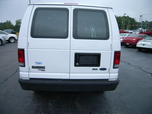 2012 Ford Econoline Unknown