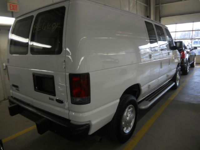 2012 Ford Econoline Awd-turbo