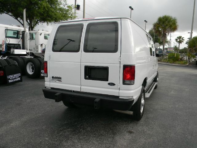 2012 Ford Econoline Awd-turbo