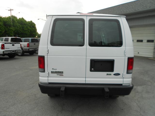 2012 Ford Econoline Awd-turbo