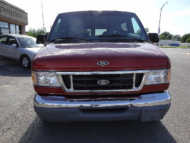 1999 Ford Econoline Wagon 2dr Cpe V6 Manual GT