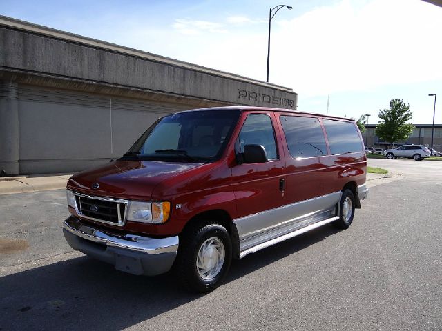 1999 Ford Econoline Wagon 2dr Cpe V6 Manual GT