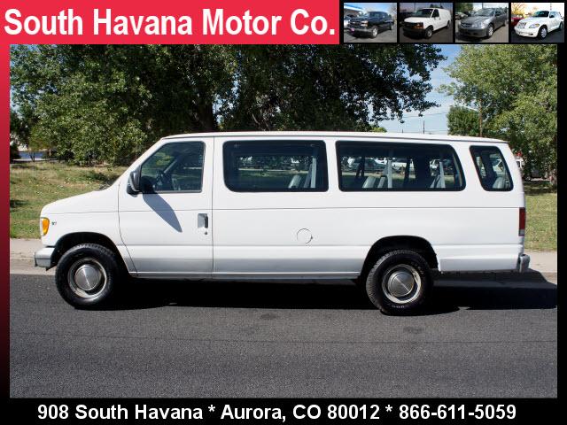 1999 Ford Econoline Wagon 4d Sedan GLS