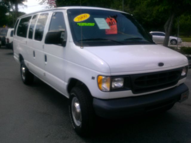 2000 Ford Econoline Wagon 2dr Cpe V6 Manual GT