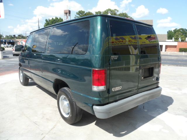 2001 Ford Econoline Wagon 2dr Cpe V6 Manual GT