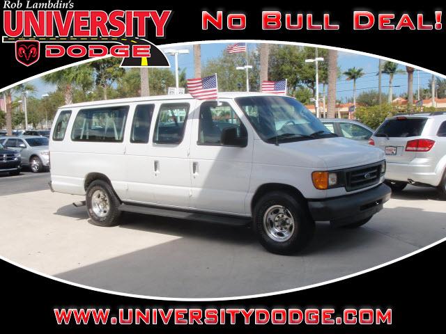 2003 Ford Econoline Wagon 4dr Sdn CX