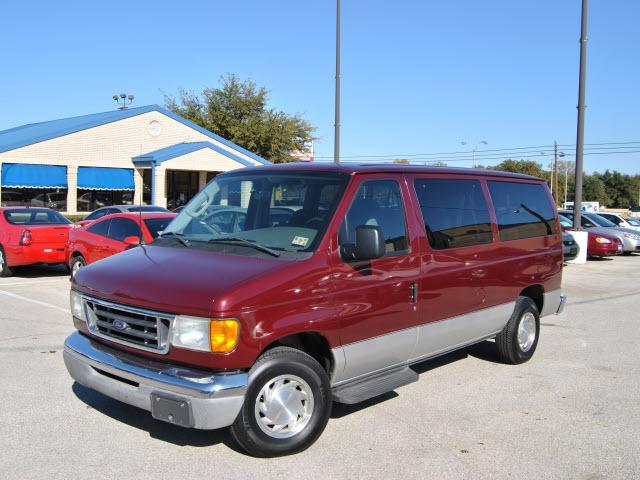 2003 Ford Econoline Wagon ESi