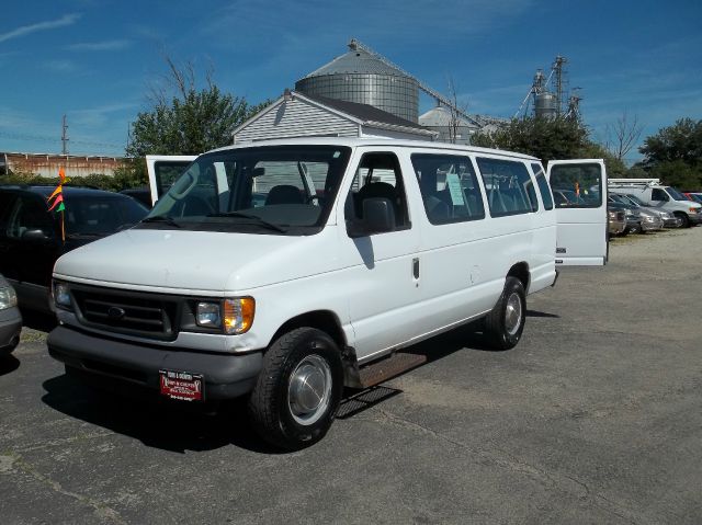 2003 Ford Econoline Wagon 2dr Cpe V6 Manual GT