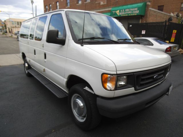 2003 Ford Econoline Wagon Navigation W/premium Pk.plus