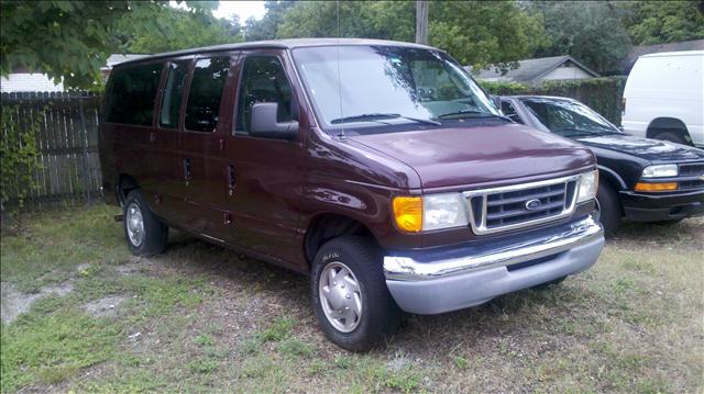 2003 Ford Econoline Wagon Base