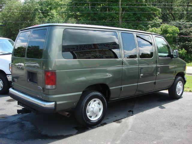 2004 Ford Econoline Wagon Navigation W/premium Pk.plus