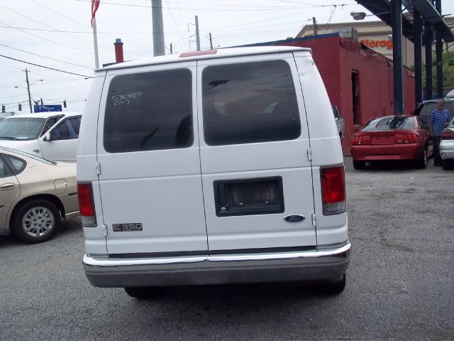 2004 Ford Econoline Wagon Unknown