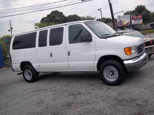 2004 Ford Econoline Wagon Unknown