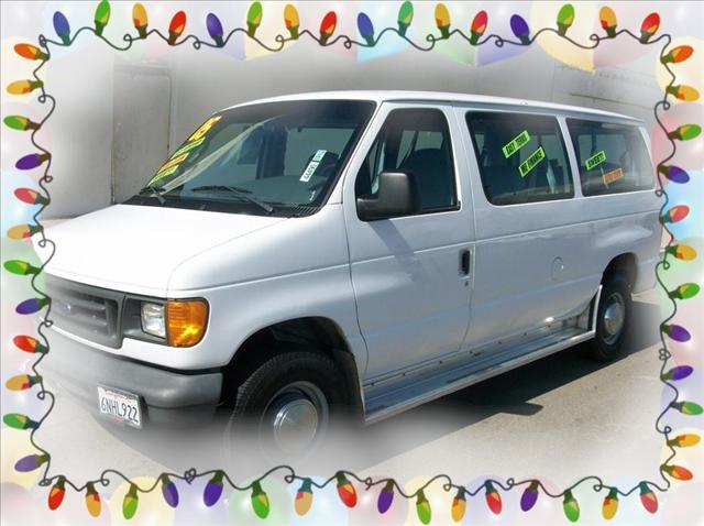 2005 Ford Econoline Wagon 2dr Cpe V6 Manual GT