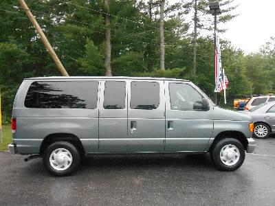 2006 Ford Econoline Wagon 2dr Cpe V6 Manual GT