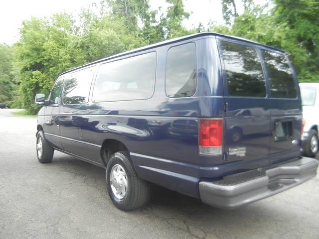 2006 Ford Econoline Wagon C280====1500 Down