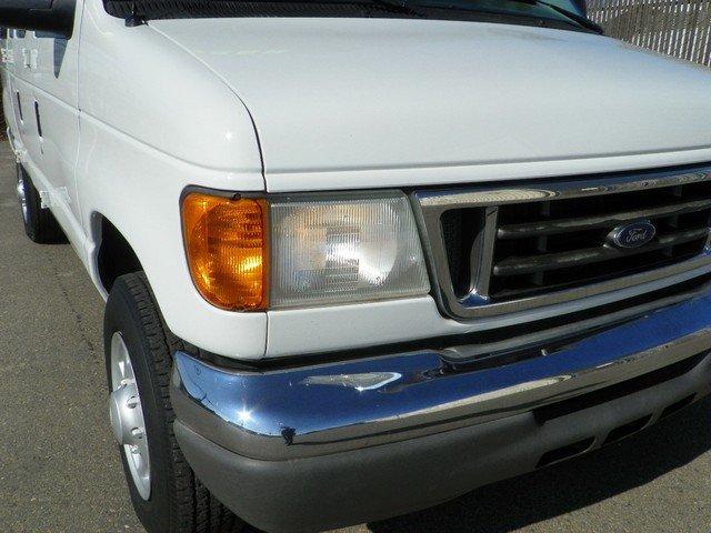 2006 Ford Econoline Wagon Ml350 RWD