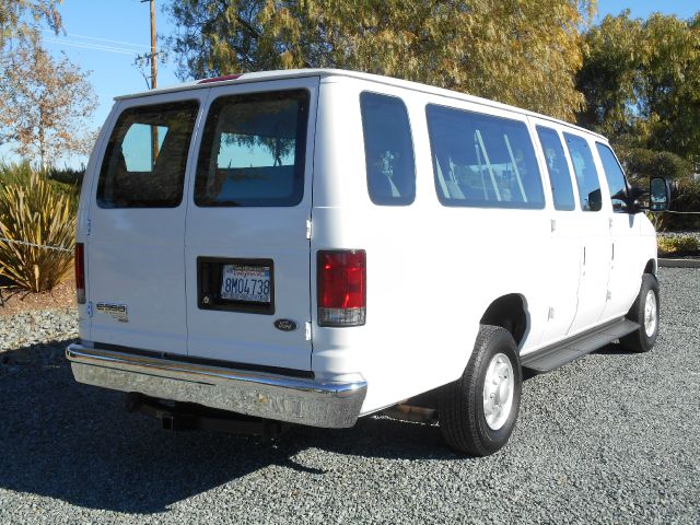 2007 Ford Econoline Wagon 2dr Cpe V6 Manual GT