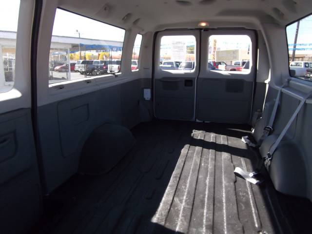 2007 Ford Econoline Wagon Base