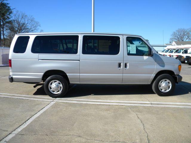 2007 Ford Econoline Wagon 54625