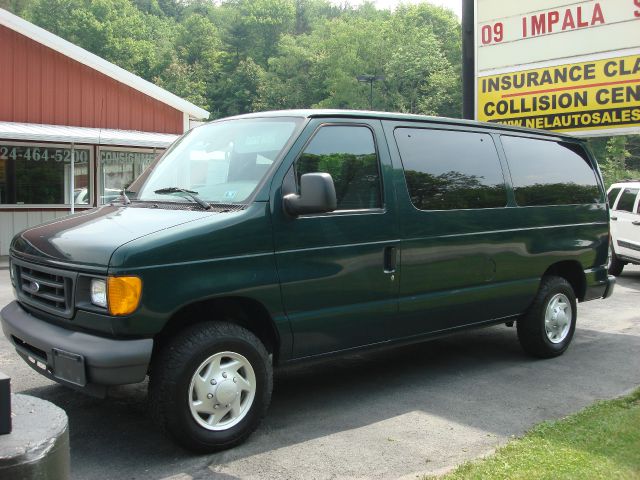 2007 Ford Econoline Wagon 2dr Cpe V6 Manual GT