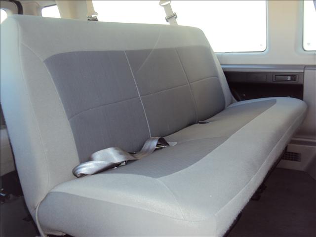 2007 Ford Econoline Wagon Base