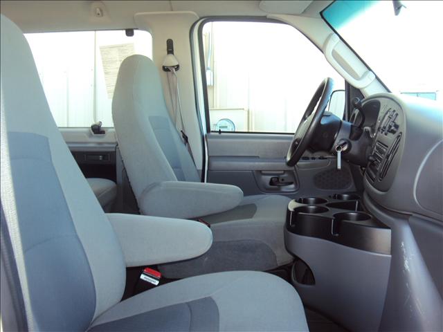 2007 Ford Econoline Wagon Base