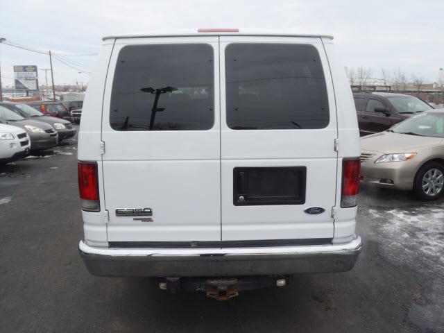 2007 Ford Econoline Wagon CPE