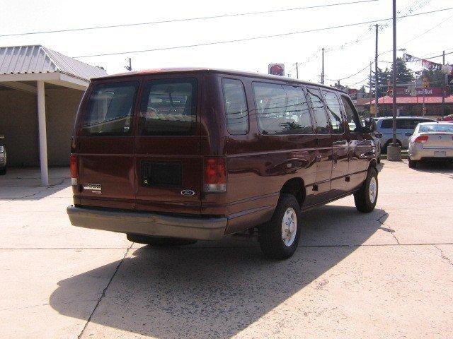 2007 Ford Econoline Wagon ESi