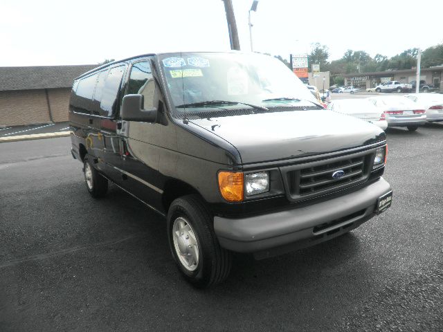 2007 Ford Econoline Wagon 2dr Cpe V6 Manual GT