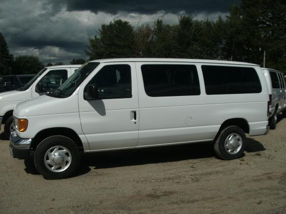 2007 Ford Econoline Wagon Base