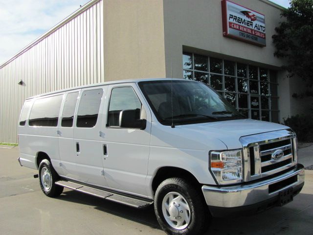 2008 Ford Econoline Wagon 2dr Cpe V6 Manual GT