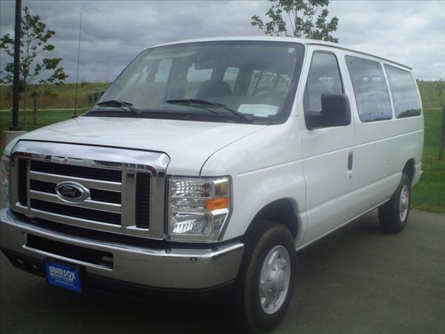 2008 Ford Econoline Wagon ESi