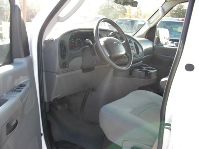 2008 Ford Econoline Wagon Base