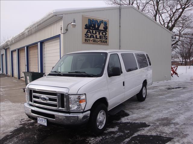 2008 Ford Econoline Wagon Base