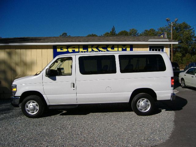 2008 Ford Econoline Wagon SRW