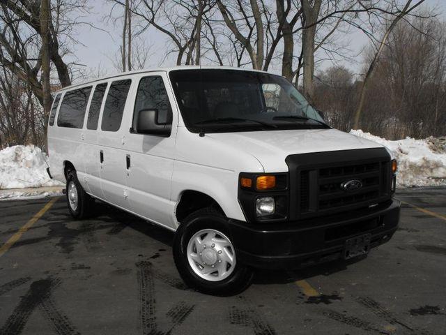 2008 Ford Econoline Wagon SW2