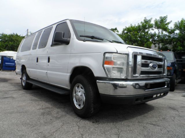 2008 Ford Econoline Wagon 2dr Cpe V6 Manual GT