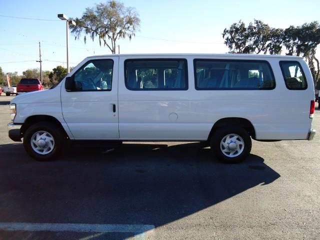 2008 Ford Econoline Wagon 4WD CREW CAB 172lariat