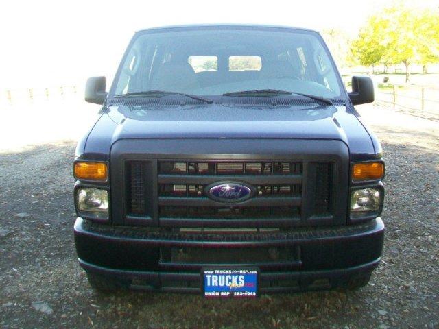 2008 Ford Econoline Wagon Sport 4WD