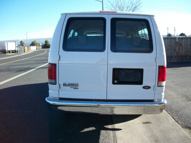 2008 Ford Econoline Wagon Base