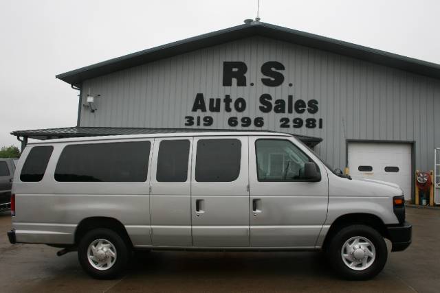 2008 Ford Econoline Wagon Base