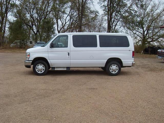 2008 Ford Econoline Wagon ESi