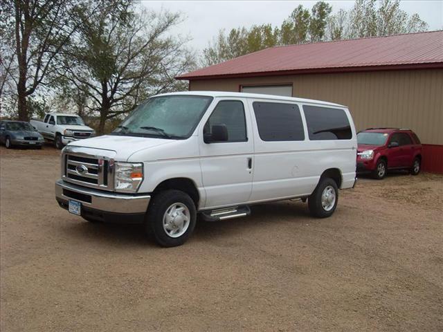 2008 Ford Econoline Wagon ESi